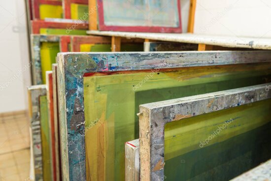 Stampante professionale Fine Art che stampa una foto a colori